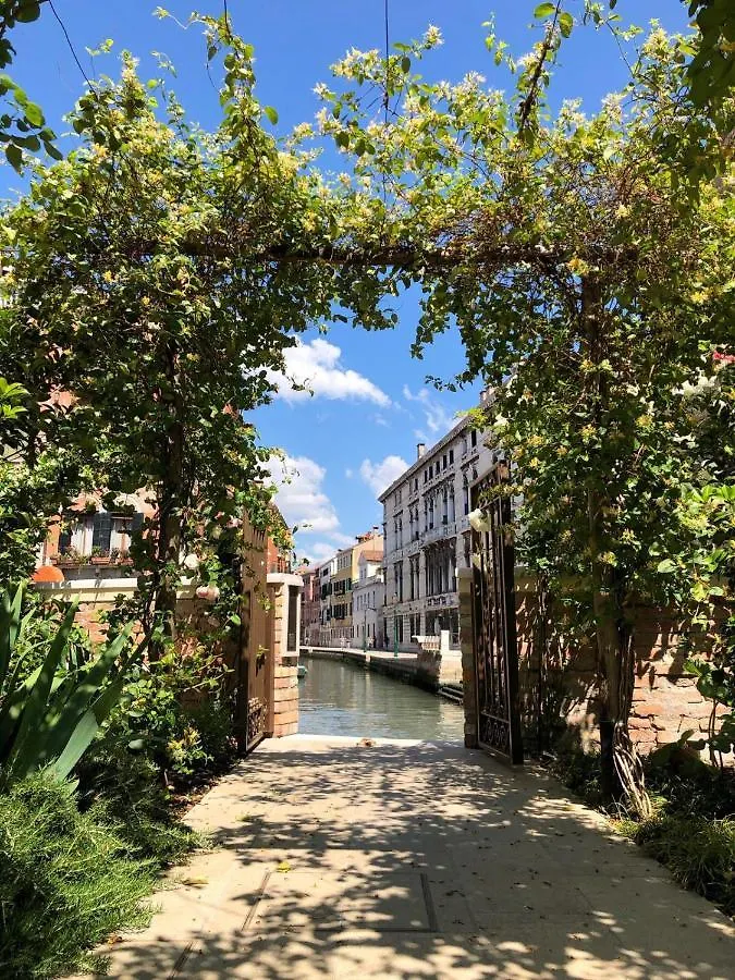 Madama Garden Retreat Hotel Venice Italy